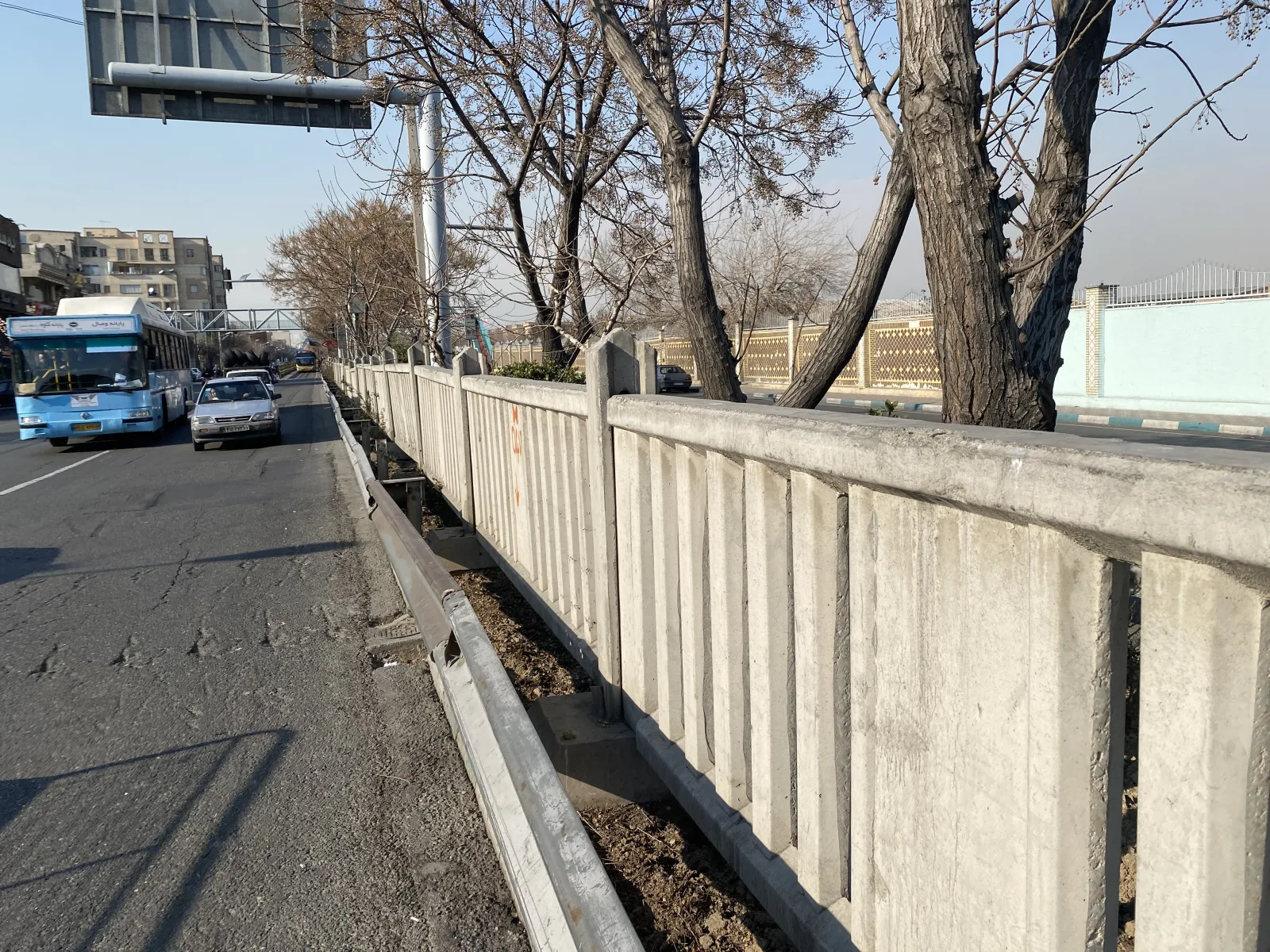 دیوار پیش ساحته بتنی نرده ای